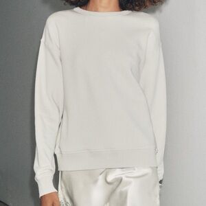 BNWT ZARA ECRU SWEATER